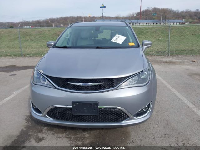 2C4RC1BG2HR503660 Chrysler Pacifica Touring-l