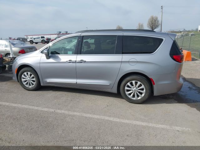 2C4RC1BG2HR503660 Chrysler Pacifica Touring-l