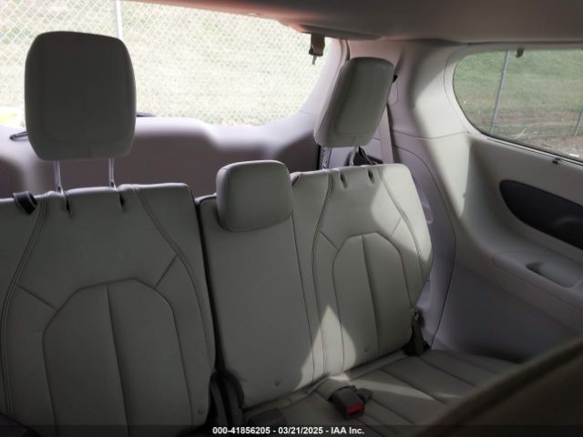 2C4RC1BG2HR503660 Chrysler Pacifica Touring-l