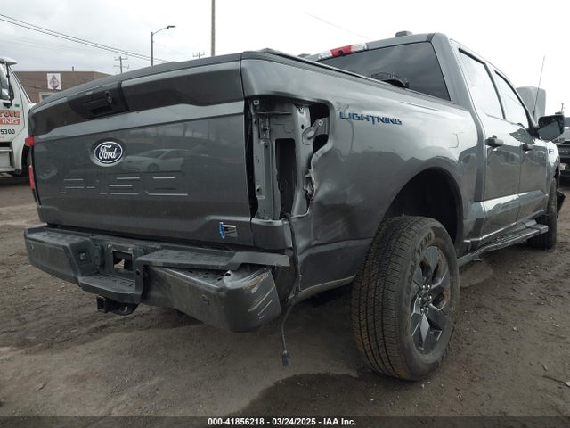 1FTVW3LK0RWG14334 Ford F-150 Lightning Xlt