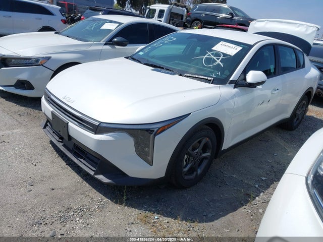 KIA K4 Lxs 2025 3KPFT4DE2SE093662 Image 2
