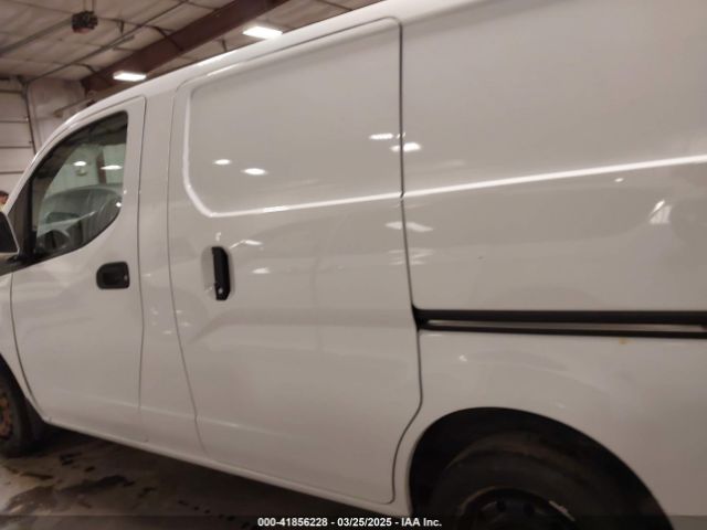 3N6CM0KN4KK698695 Nissan NV200 SV
