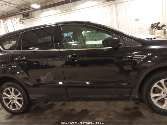 1FMCU9G94HUE08060 Ford ESCAPE SE