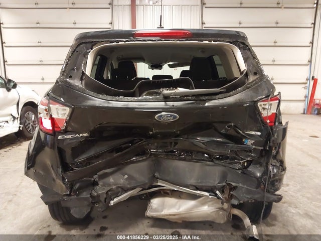 1FMCU9G94HUE08060 Ford ESCAPE SE
