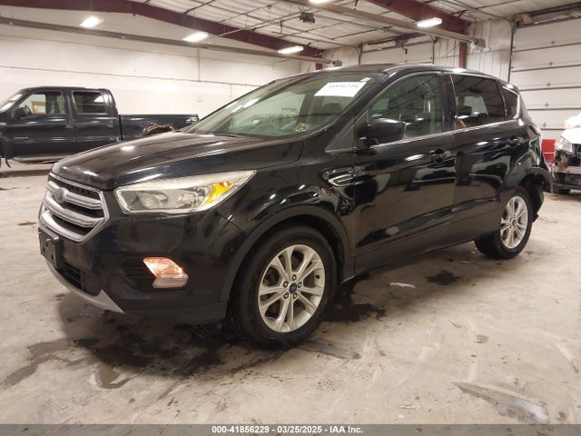 1FMCU9G94HUE08060 Ford ESCAPE SE