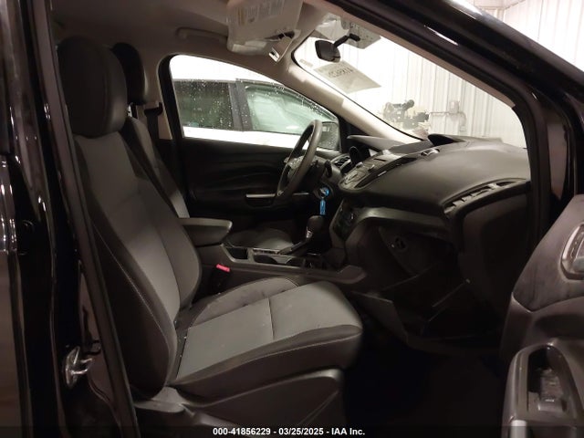 1FMCU9G94HUE08060 Ford ESCAPE SE
