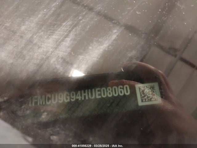 1FMCU9G94HUE08060 Ford ESCAPE SE