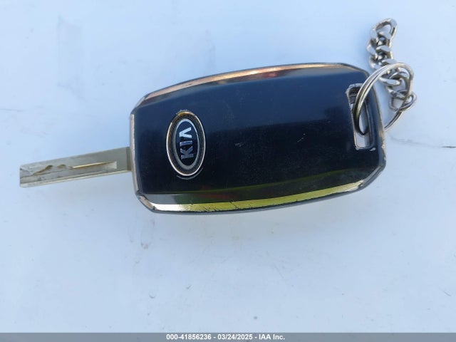 5XYPG4A30HG242934 KIA Sorento 2.4l Lx
