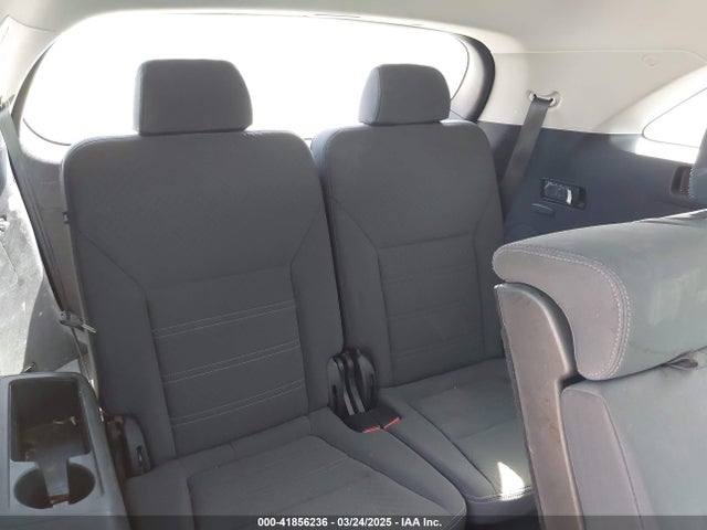 5XYPG4A30HG242934 KIA Sorento 2.4l Lx