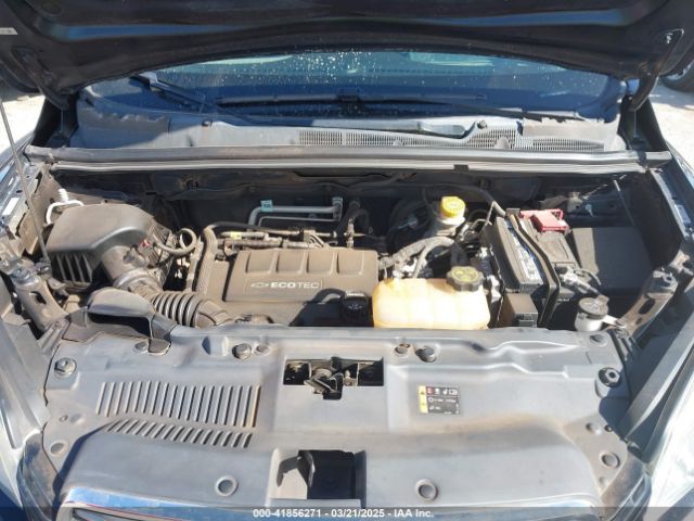 3GNCJLSB2FL233679 Chevrolet Trax Lt