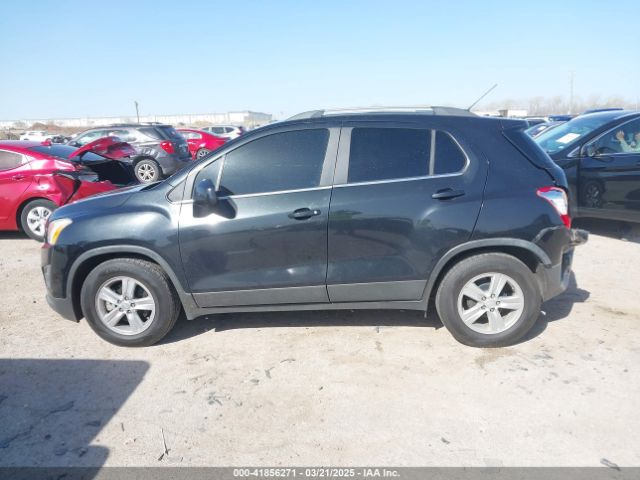 3GNCJLSB2FL233679 Chevrolet Trax Lt