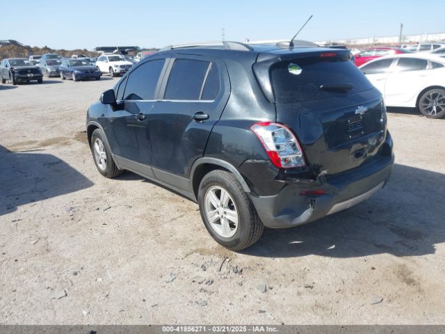 3GNCJLSB2FL233679 Chevrolet Trax Lt