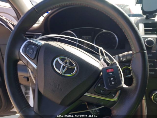 4T1BF1FK0HU331084 Toyota CAMRY SE