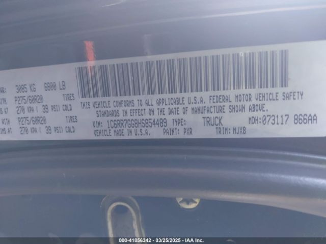 1C6RR7GG8HS854489 RAM 1500 Big Horn  4x4 6'4 Box