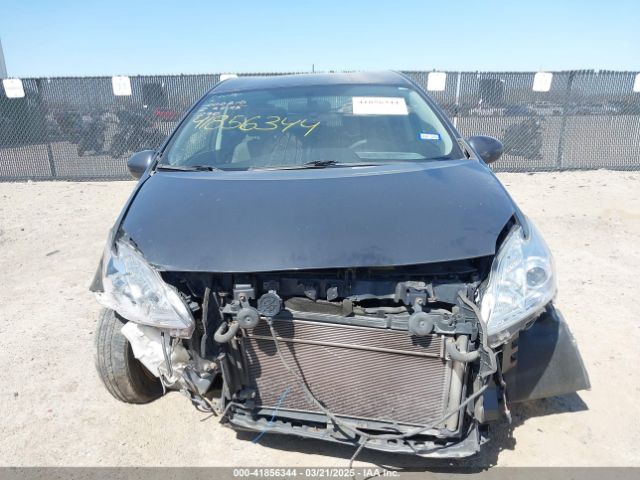 JTDKN3DU9E0393562 Toyota Prius Three