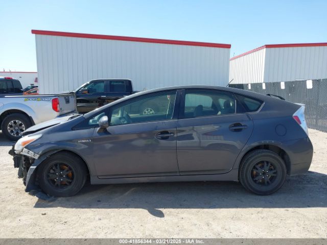 JTDKN3DU9E0393562 Toyota Prius Three