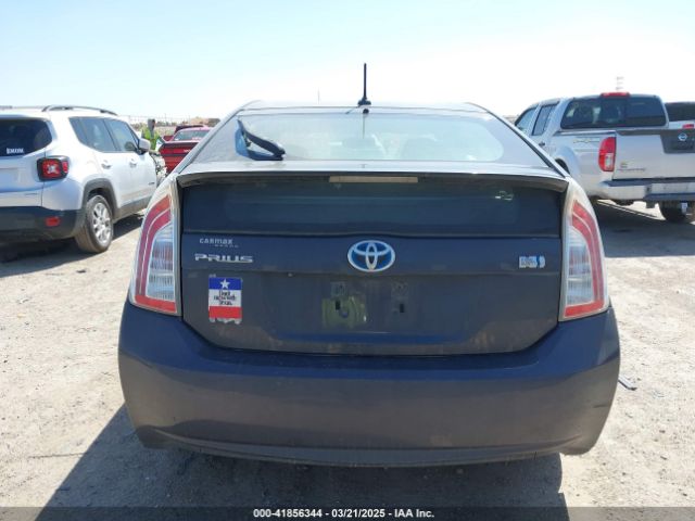 JTDKN3DU9E0393562 Toyota Prius Three