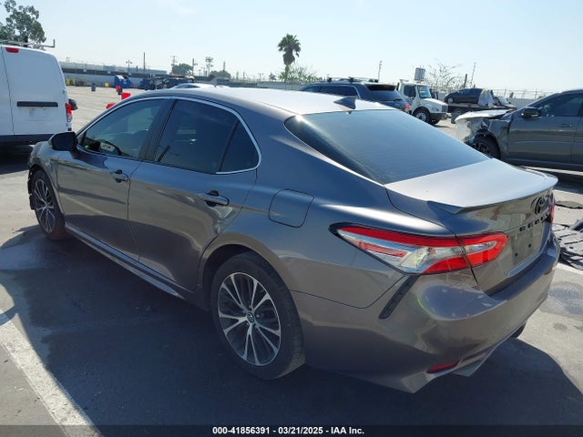 4T1B11HK0KU271438 Toyota CAMRY SE