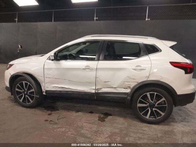 JN1BJ1CR4HW103472 Nissan Rogue Sport Sl