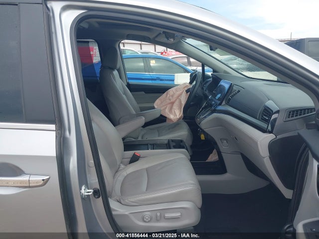 Honda Odyssey Touring 2021 5FNRL6H8XMB034837 Image 5