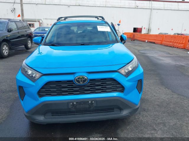 2T3G1RFV4MW165974 Toyota RAV4 LE