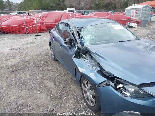 3MZBM1U77FM161118 Mazda Mazda3 I Sport