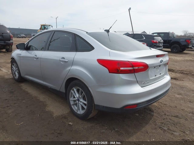 1FADP3F28HL300618 Ford FOCUS SE