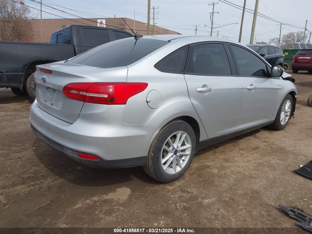 1FADP3F28HL300618 Ford FOCUS SE