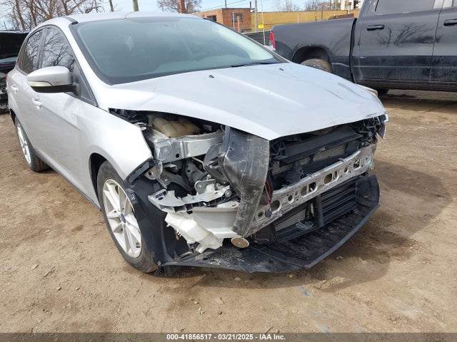1FADP3F28HL300618 Ford FOCUS SE