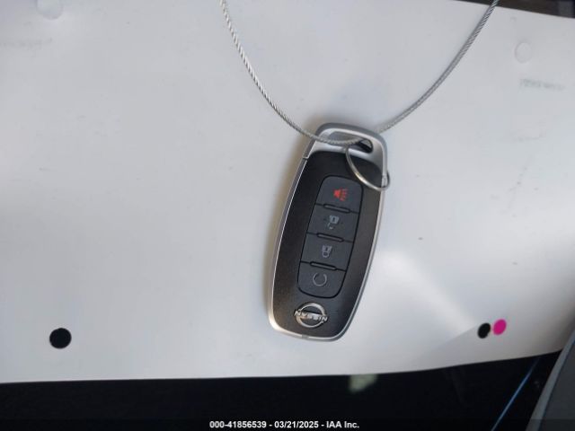 3N1CP5DV8RL549685 Nissan KICKS SR