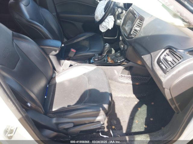 3C4NJDCB0KT827087 Jeep Compass