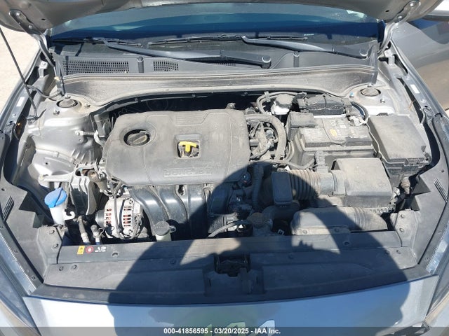 3KPF24AD1PE598940 KIA Forte Lxs