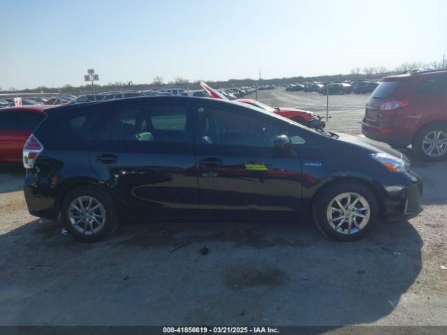 JTDZN3EU2GJ049162 Toyota Prius V Four