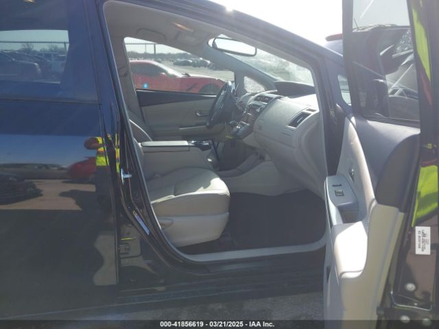 JTDZN3EU2GJ049162 Toyota Prius V Four