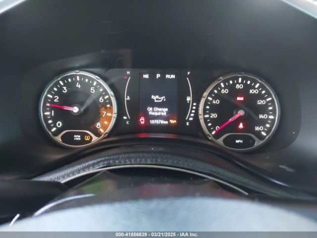 ZACCJABB3JPJ23721 Jeep Renegade Latitude Fwd