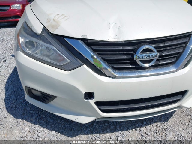 1N4AL3AP5HC165678 Nissan Altima 2.5 Sl