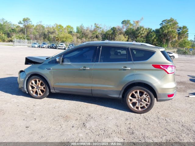 1FMCU0JX8EUA10915 Ford Escape Titanium