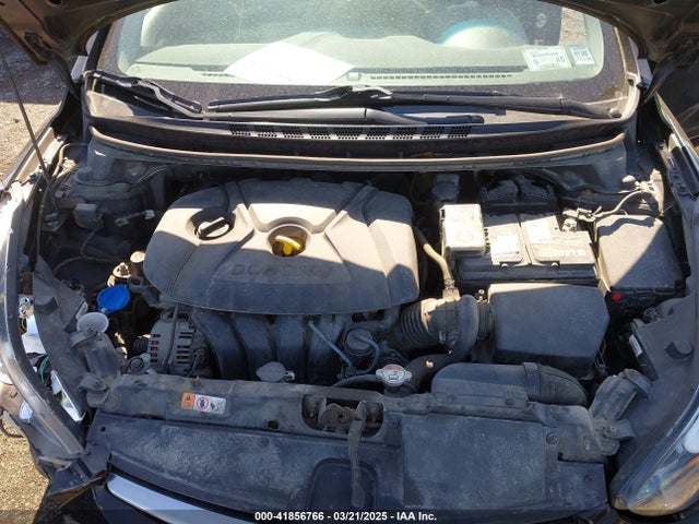 5NPDH4AEXFH572331 Hyundai ELANTRA SE