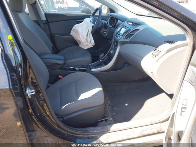 5NPDH4AEXFH572331 Hyundai ELANTRA SE