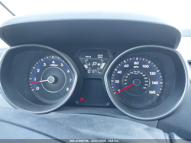 5NPDH4AEXFH572331 Hyundai ELANTRA SE