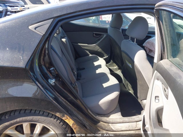 5NPDH4AEXFH572331 Hyundai ELANTRA SE