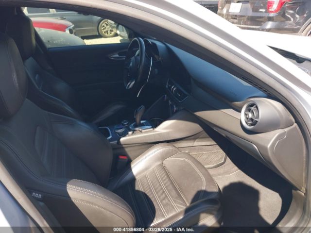 2021 ALFA ROMEO GIULIA ZARFAMBN1M7641345 Photo 4