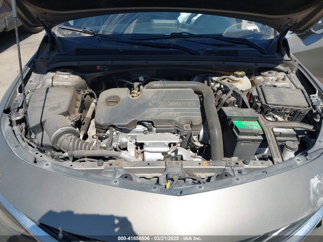 1G1ZD5ST4LF104789 Chevrolet Malibu Fwd Lt