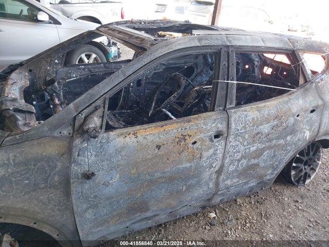 5XYZU3LB0HG414251 Hyundai Santa Fe Sport 2.4l