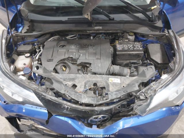 NMTKHMBX5LR112084 Toyota C-HR LE