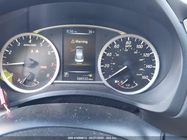 3N1AB7AP0HY304789 Nissan SENTRA SV