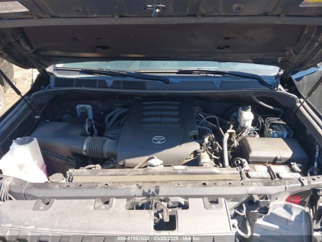 5TFUM5F18KX081990 Toyota Tundra Sr5 4.6l V8
