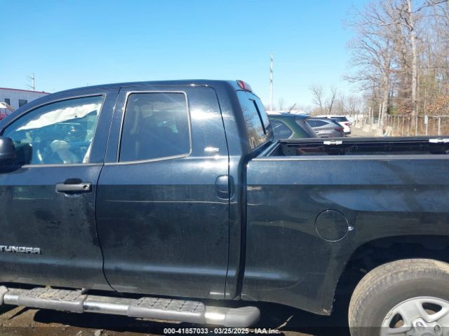 5TFUM5F18KX081990 Toyota Tundra Sr5 4.6l V8