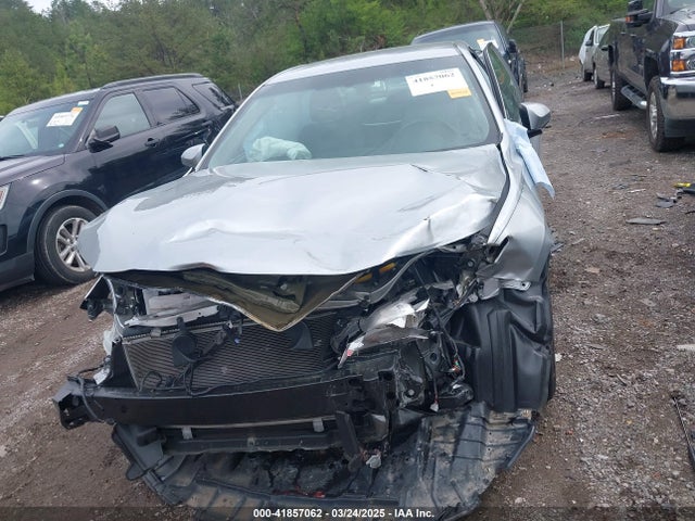 4T1BF1FK9HU349597 Toyota CAMRY SE