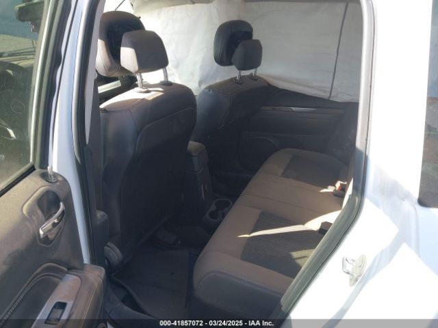 1C4NJCEB0GD709965 Jeep Compass Latitude